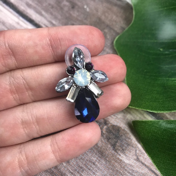 New! Blue Silver Gray White Gem Detailed Earrings - Picture 3 of 6